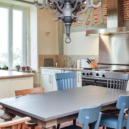 Gournay-en-bray Chateau Sleeps 12 Pool Wifi Casa rural