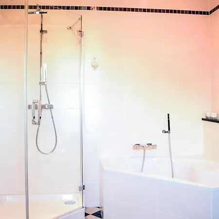 Gournay-en-bray Chateau Sleeps 12 Pool Wifi Gournay-en-Bray