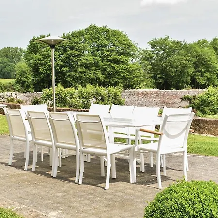 Gournay-en-bray Chateau Sleeps 12 Pool Wifi * Gournay-en-Bray