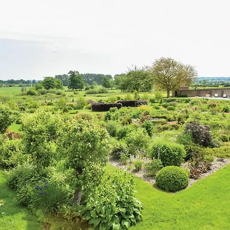Gournay-en-bray Chateau Sleeps 12 Pool Wifi *